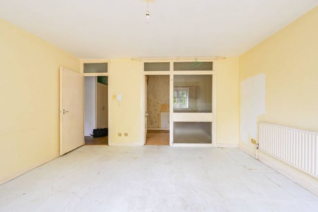 Terrick Road, Wood Green, London, N22 1 bed flat for sale