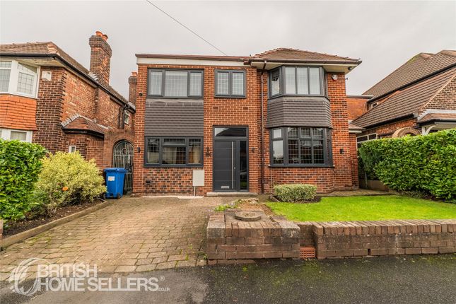 5 bed detached house