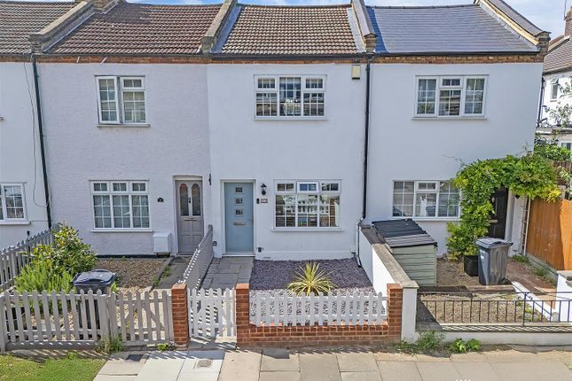 Ray Lodge Road, Woodford Green IG8 2 bed terraced house for sale