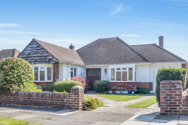 St Augustines Avenue, Thorpe Bay SS1 2 bed detached bungalow for sale