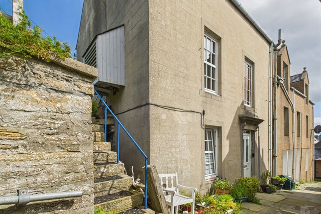 2 bed semi-detached house