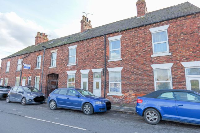 Ousegate, Selby YO8 2 bed terraced house for sale