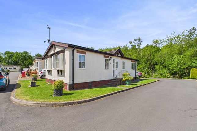 Severn Gorge Park, Telford TF7 2 bed park home for sale