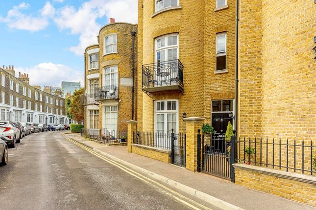 Liverpool Lawn, Ramsgate, Kent, CT11 4 bed end of terrace house for sale