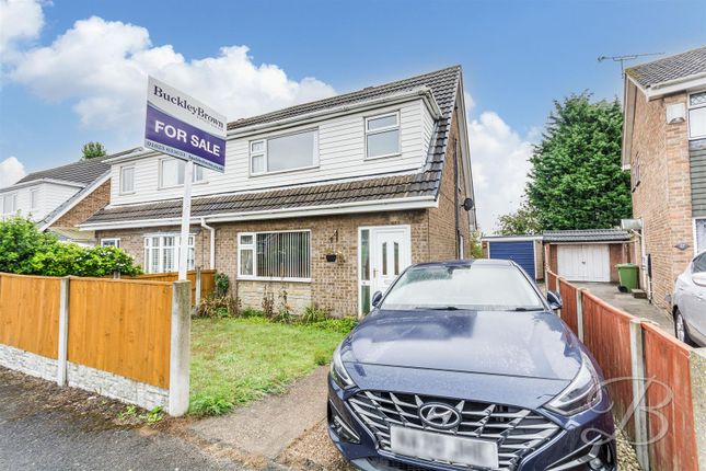 3 bedroom semi-detached house for sale