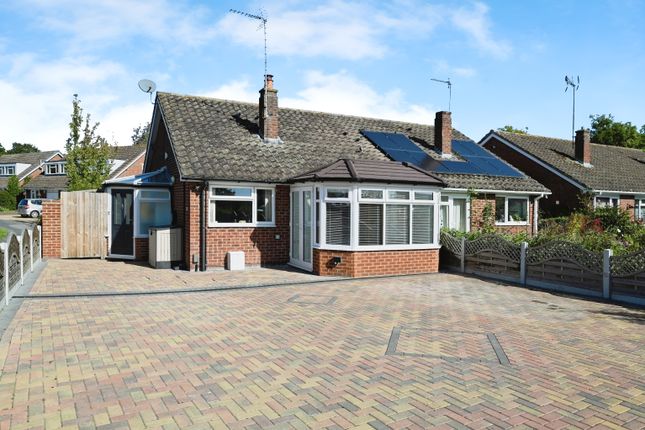 2 bedroom semi-detached bungalow for sale
