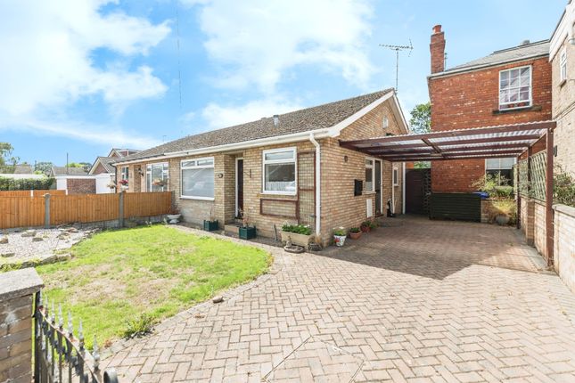 2 bedroom semi-detached bungalow for sale