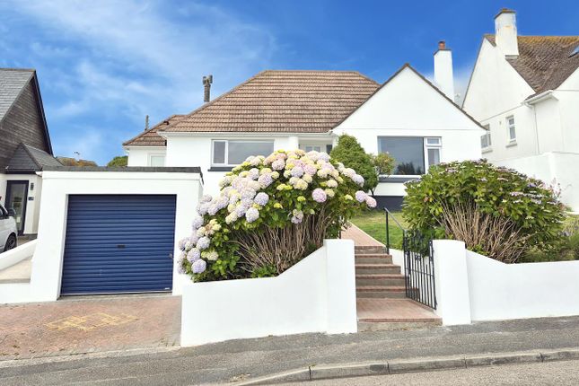 The Crescent, Porthleven TR13 2 bed detached bungalow for sale