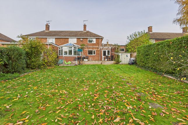 Lindlings, Hemel Hempstead, HP1 4 bed semi