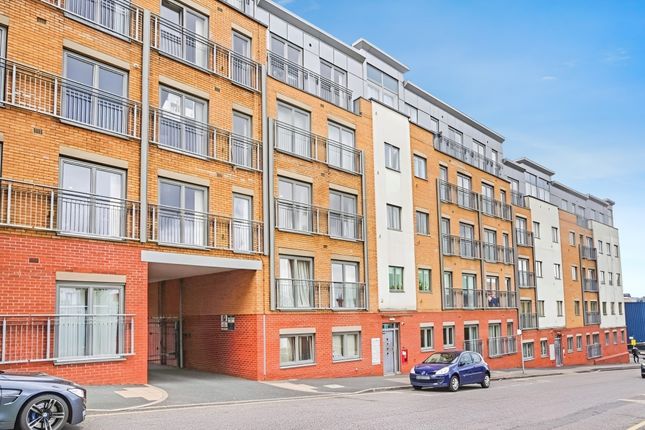 City Walk, Irving Street, Birmingham, B1 2 bed apartment for sale