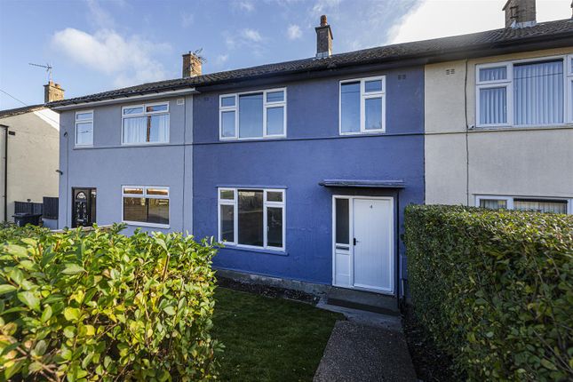 Staynton Crescent, Huddersfield HD2 3 bed terraced house for sale