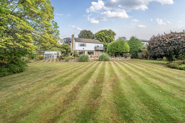 Bulstrode Way, Gerrards Cross... 3 bed detached house for sale