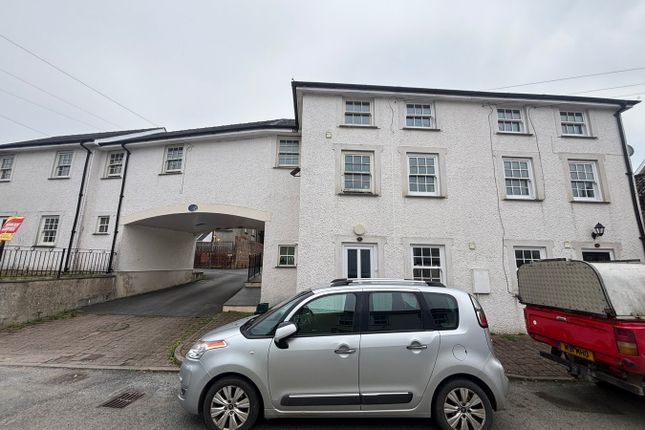 Market Street, Lampeter, SA48 2 bed semi