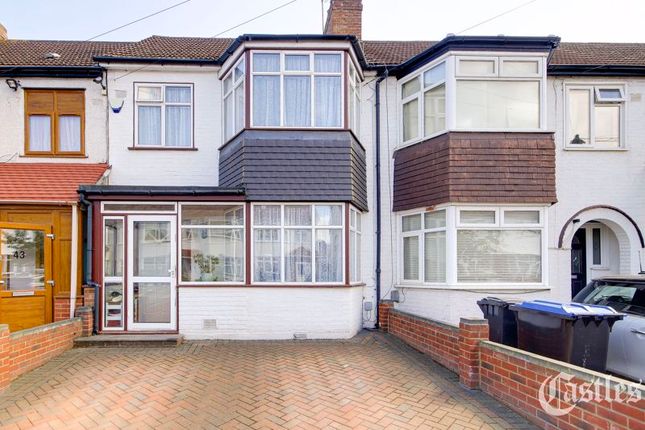 New Park Avenue, London, N13 3 bed terraced house for sale