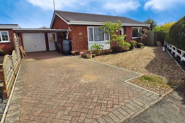 2 bed detached bungalow