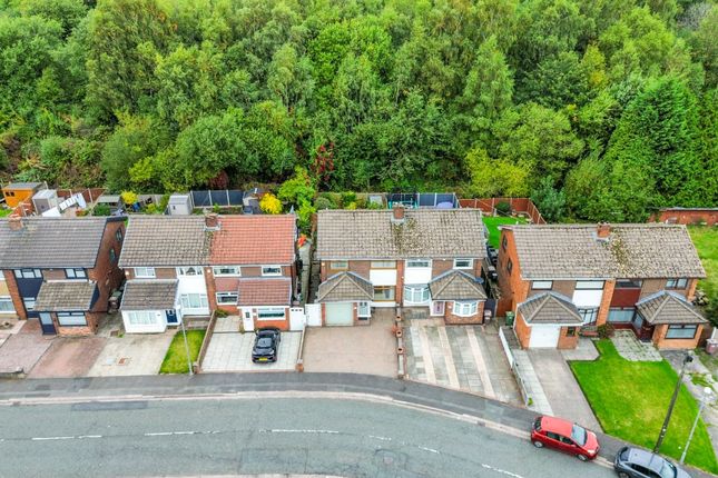 Hinckley Road, St. Helens, WA11 3 bed semi