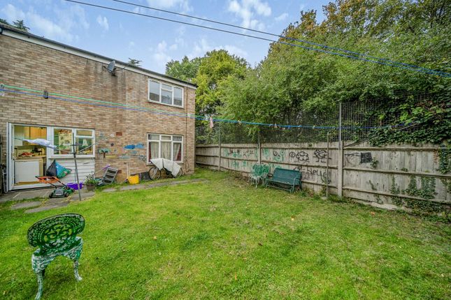 Chicheley Gardens, Harrow, HA3 3 bed detached house for sale