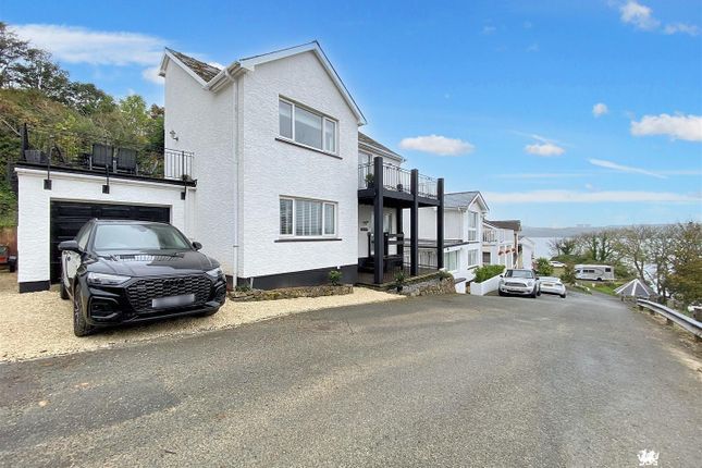 Beach Road, Llanreath, Pembroke Dock 4 bed detached house for sale