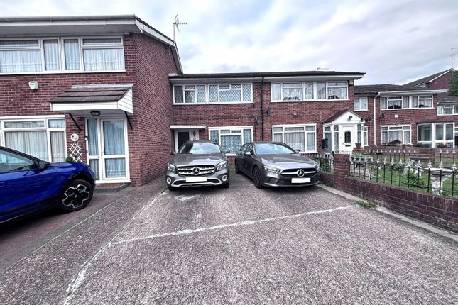 Cranford Drive, Hayes, Middlesex, UB3... 3 bed terraced house for sale
