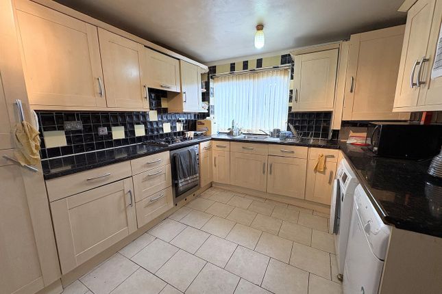 Mere Walk, Bolton, BL1 4 bed terraced house for sale