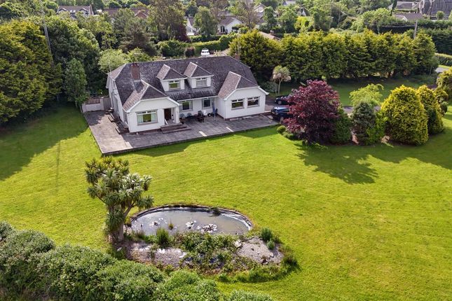 6 bed detached house