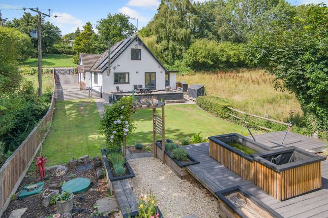 4 bed detached house