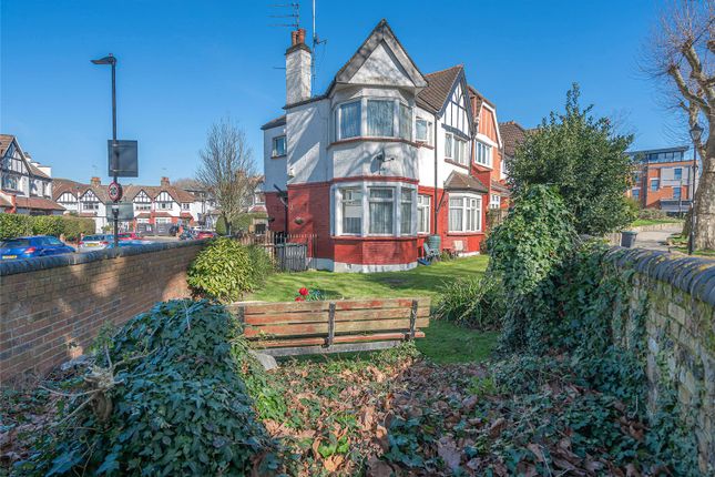 The Gardens, High Street, London, N8 3 bed end of terrace house for sale