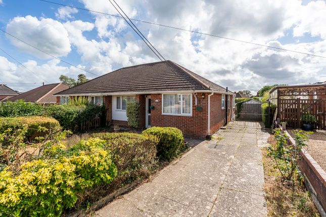 Sellwood Road, Netley Abbey SO31 2 bed semi