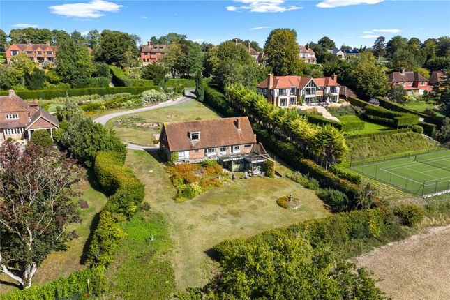 Longdown Road, Guildford, Surrey, GU4 6 bed detached house for sale