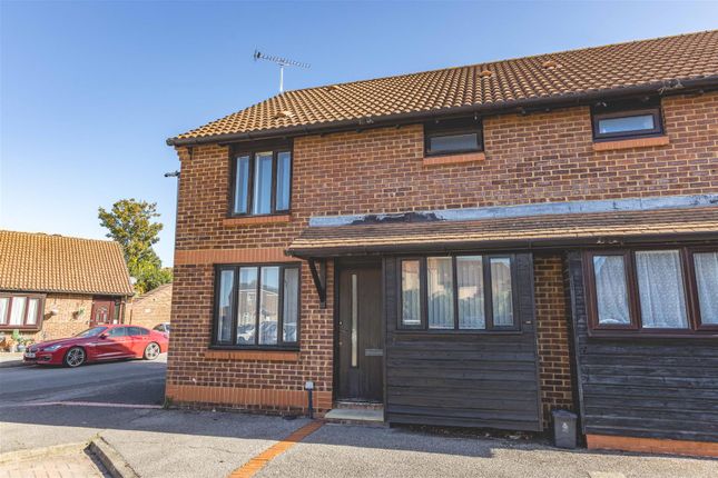 Cobb Close, Datchet, Slough 1 bed house for sale
