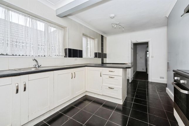 3 bed semi-detached house