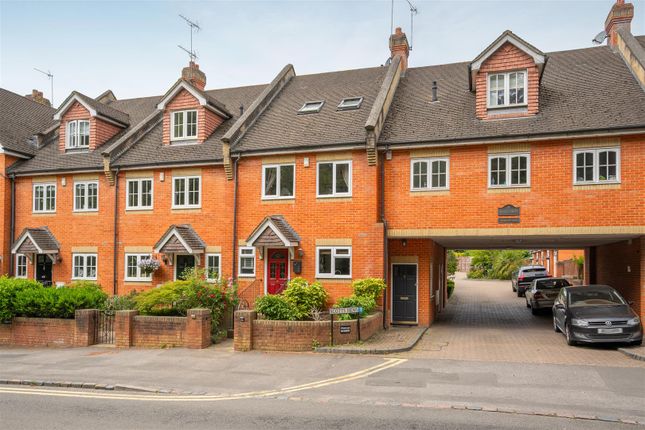 3 bed town house