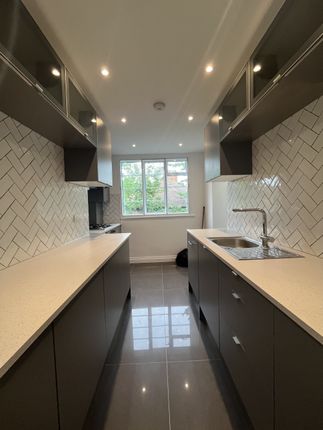 2 bed flat