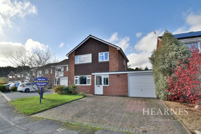Cammel Road, West Parley, Ferndown, BH22 3 bed detached house for sale