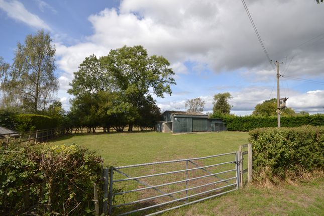 2 bedroom detached house for sale