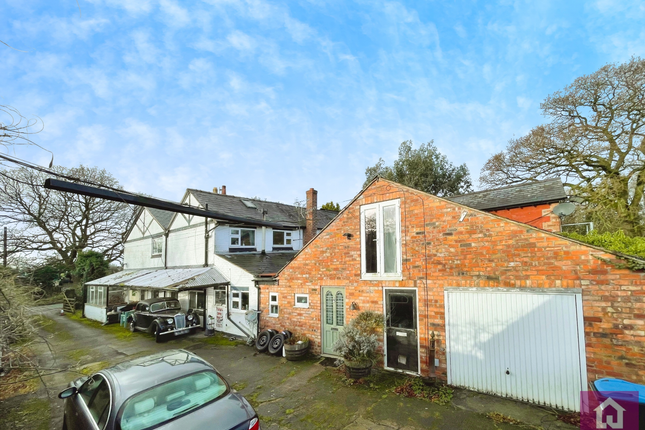 Fox Covert Lane, Picton, Chester... 4 bed semi