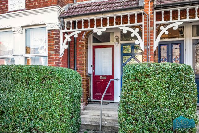 Princes Avenue, London, N22 2 bed maisonette for sale