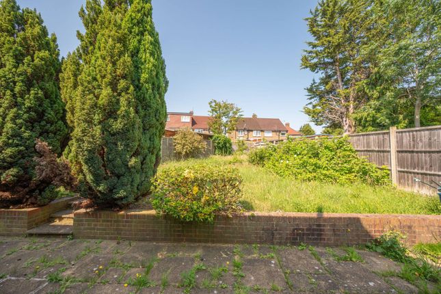 Westbrook Crescent, New Barnet... 3 bed semi