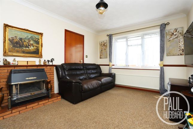 Windermere Park, Lowestoft, NR32 3 bed detached house for sale