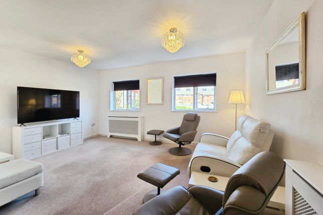 4 bed terraced house