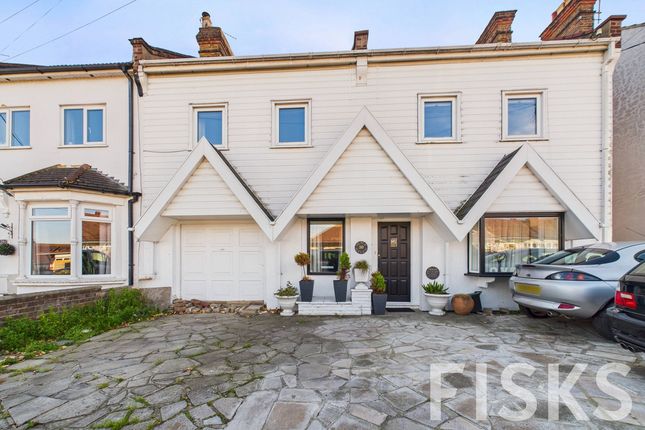 Church Road, Benfleet, SS7 5 bed end of terrace house for sale