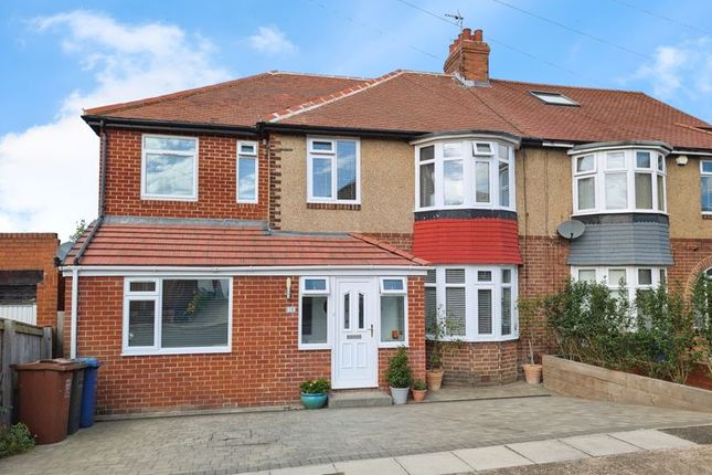 5 bedroom semi-detached house for sale