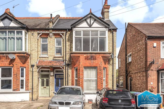 Brookhill Road, East Barnet... 2 bed apartment for sale