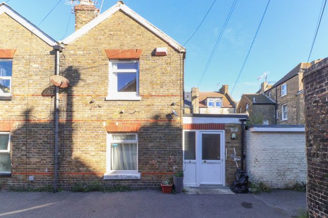 Randolph Square, Zion Place, Margate... 2 bed semi