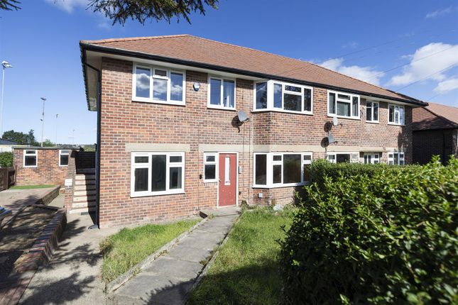 Longfield Avenue, Huddersfield HD7 2 bed ground floor flat for sale