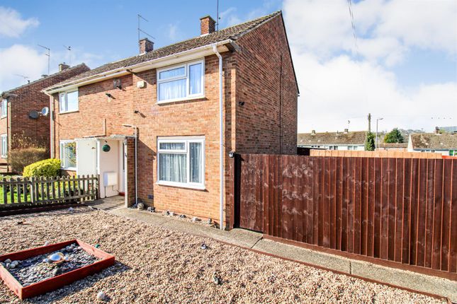 2 bedroom semi-detached house for sale