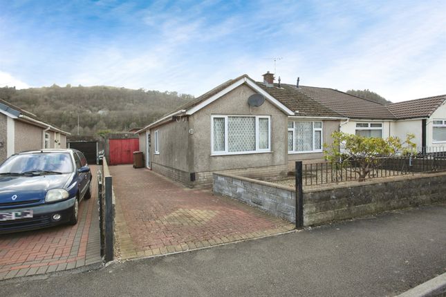 3 bed semi-detached bungalow