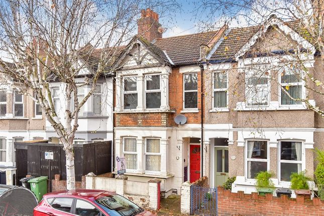 1 bedroom ground floor maisonette for sale