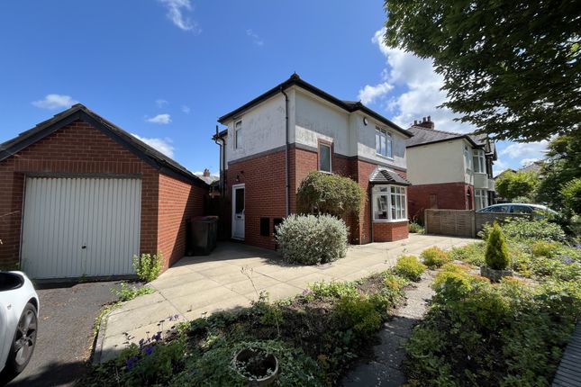 2 bedroom detached house for sale