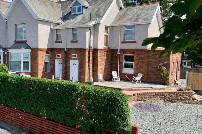5 bed block of flats